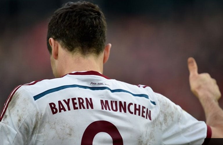 لقاء هانوفر96 وبايرن ميونيخ