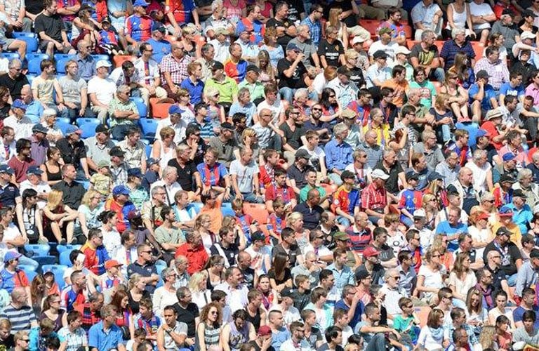 تتويج النني بالدوري السويسري