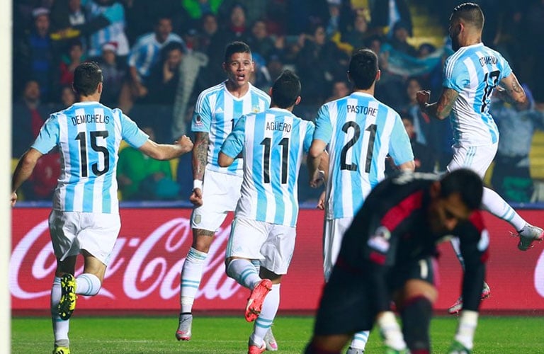لقاء الارجنتين وباراجواي