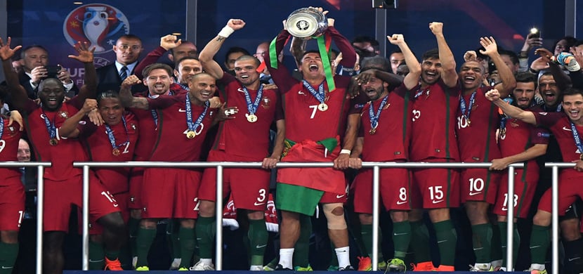 تتويج البرتغال بطلاً ليورو 2016