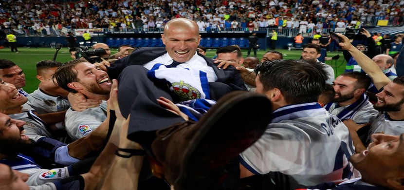 إحتفال لاعبي ريال مدريد بعد الفوز بالليجا