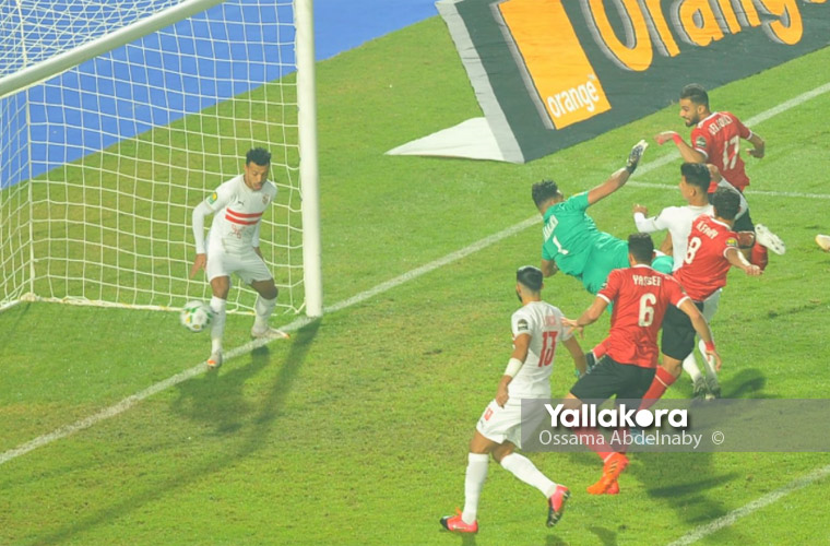 لقطات من الشوط الأول من مباراة الزمالك والأهلي