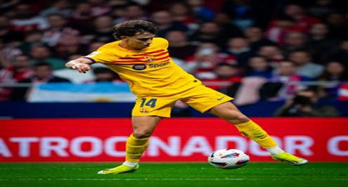 صور من مباراة أتلتيكو مدريد وبرشلونة 