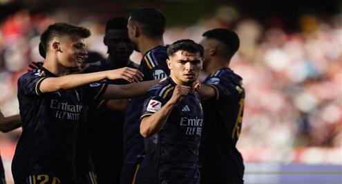 صور من مباراة غرناطة وريال مدريد