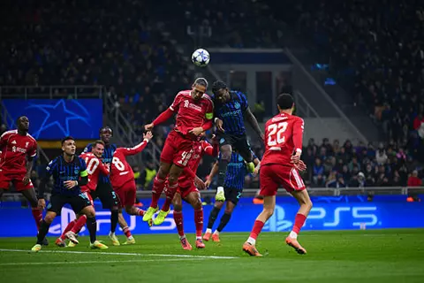 لقطات من مباراة إنتر وليفربول في دوري أبطال أوروبا