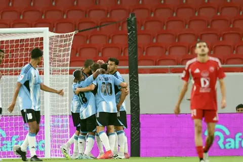 حمدي فتحي يتسبب في ركلة جزاء في مباراة الوكرة والعربي بالدوري القطري