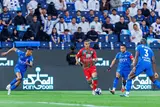 لقطات من مباراة الهلال والاتفاق في الدوري السعودي (صور)