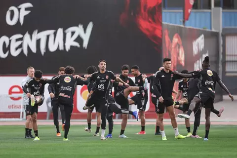 بحضور إمام عاشور.. لقطات من مران الأهلي قبل مواجهة الجيش الملكي ( صور)