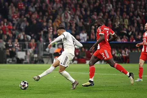 لقطات من مباراة بايرن ميونخ وريال مدريد (صور)