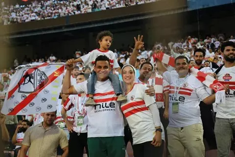 حماس جماهير الزمالك واتحاد العاصمة في مدرجات استاد القاهرة