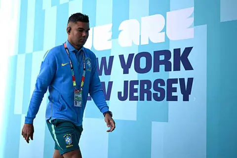 أجواء ما قبل مباراة البرازيل والمغرب في كأس العالم (صور)