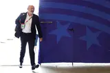 galleryImg