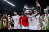 حسرة واعتذار.. رد فعل لاعبي تونس بعد الخسارة أمام اليابان في كأس العالم (صور)