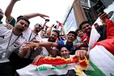 أجواء الجماهير قبل مباراة فرنسا والعراق  في كأس العالم (صور)