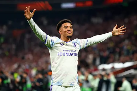 على رأسهم صلاح.. 50 لاعبًا بدون نادٍ بعد نهاية الموسم رسميًا (صور)