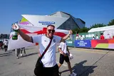 أجواء الجماهير قبل مباراة إنجلترا والكونغو الديمقراطية في كأس العالم (صور)