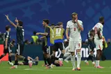 حزن وحسرة لاعبي منتخب إنجلترا بعد الخسارة أمام الأرجنتين في نصف نهائي كأس العالم
