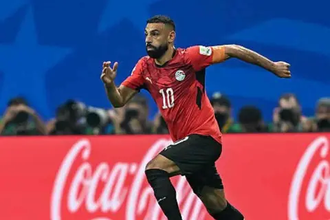 بينهم صلاح ومحرز.. نجوم متاحون مجانا في ميركاتو الصيف (صور)