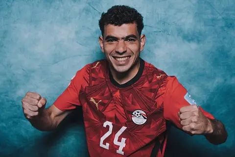 كيف يفكر الأهلي لتدعيم مركز الظهير الأيمن؟  (صور)