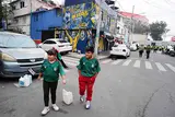 galleryImg