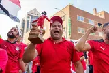 أجواء الجماهير قبل مواجهة مصر والأرجنتين (صور)