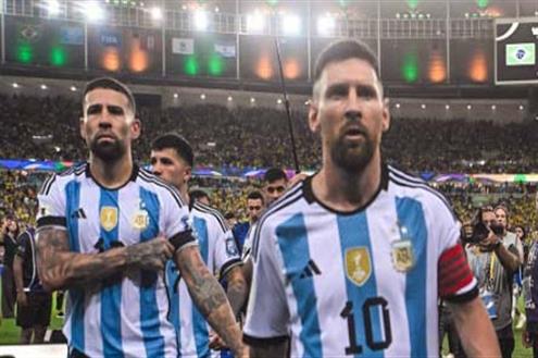 لاعبو الأرجنتين لمغادرة الملعب بعد اشتباكات الأمن البرازيلي مع جماهيرهم