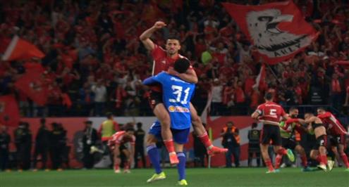 فرحة لاعبي الأهلي وحزن لاعبي الزمالك بعد نهاية المباراة