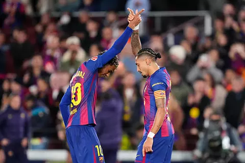 هدف برشلونة الأول أمام أوساسونا (رافينيا)