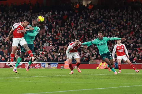 في الوقت القاتل.. هدف أرسنال الثاني أمام وولفرهامبتون