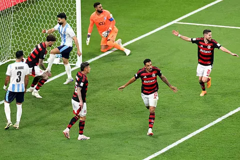 أهداف مباراة بيراميدز وفلامنجو 