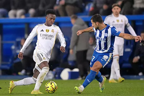 أهداف مباراة ريال مدريد وألافيس