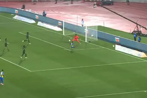 هدف تنزانيا الأول أمام نيجيريا (تشارلز ممومبوا)