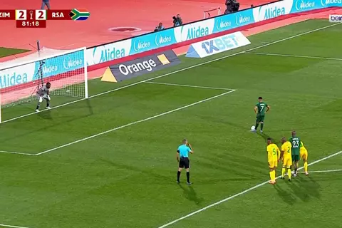 هدف جنوب أفريقيا الثالث أمام زيمبابوي (أبوليس)