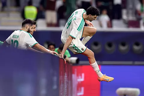 هدف الجزائر الأول أمام البحرين ( رضوان بركان)