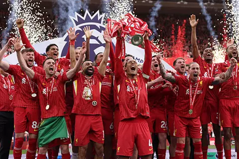 تتويج ليفربول ببطولة الدوري الإنجليزي