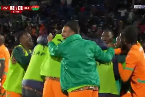 هدف كوت ديفوار الثالث أمام بوركينا فاسو (توريه)