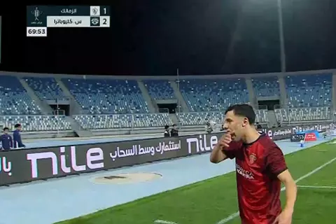 هدف رائع .. بلحاج يسجل من "R2" أمام الزمالك