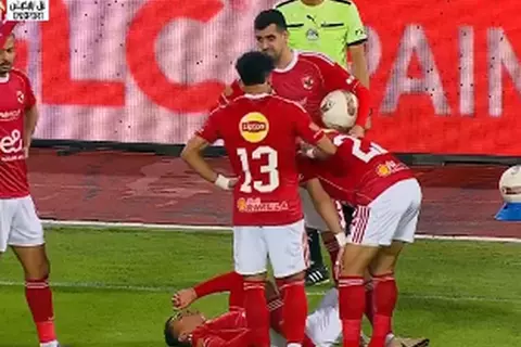 لحظة إصابة ياسين مرعي أمام سموحة 