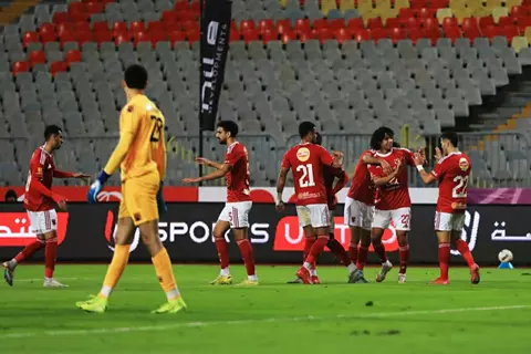 هدف الأهلي الأول أمام سموحة (مروان عثمان)