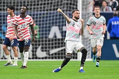 هدف منتخب بلجيكا الأول أمام أمريكا (ديباست)