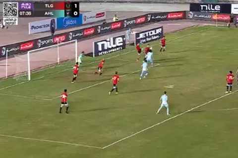 مروان عثمان يهدر هدف أمام طلائع الجيش 