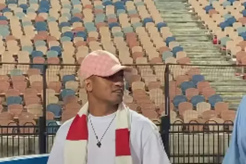 مصطفى محمد يؤازر الزمالك في مباراة سيراميكا كليوباترا