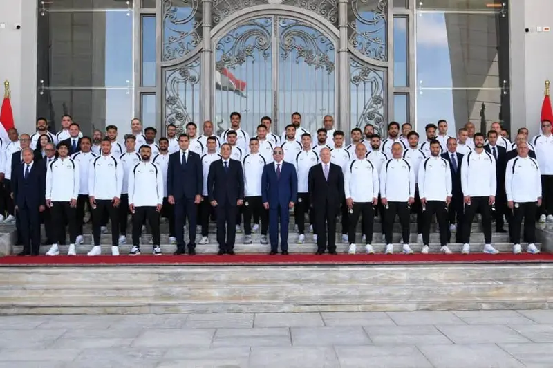 استقبال الرئيس عبد الفتاح السيسي للاعبي منتخب مصر والجهازين الفني والإداري