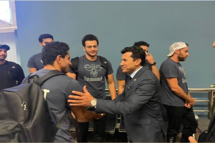 وزير الرياضة يستقبل منتخب اليد