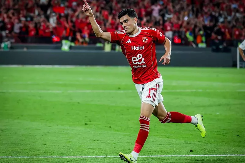 بطل الديربي وعقل الأهلي المدبر.. الصحف المغربية تتغنى بتألق بنشرقي أمام الزمالك