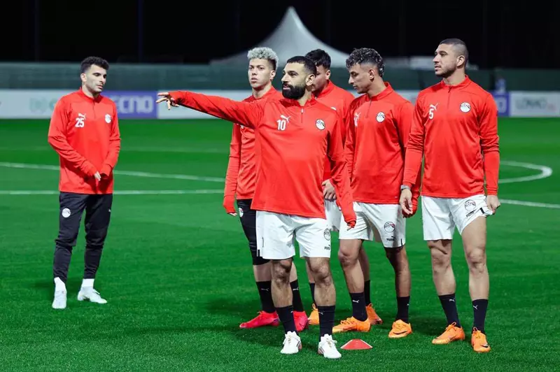 منتخب مصر يخوض المران الأول في المغرب (صور)