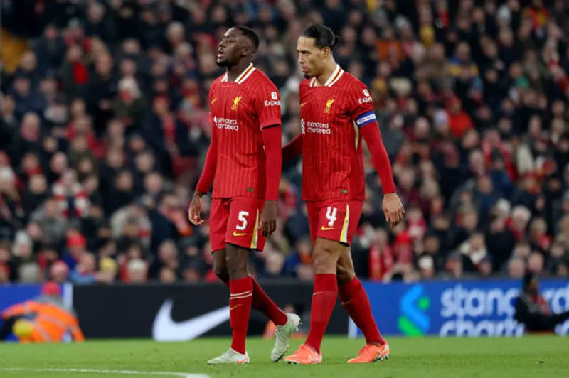 ليفربول يفتح الباب لرحيل كوناتي في يناير