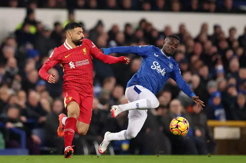 ليفربول وإيفرتون