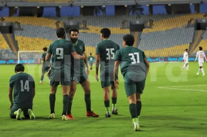 احتفال لاعبو الاتحاد السكندري بهدف فادي فريد