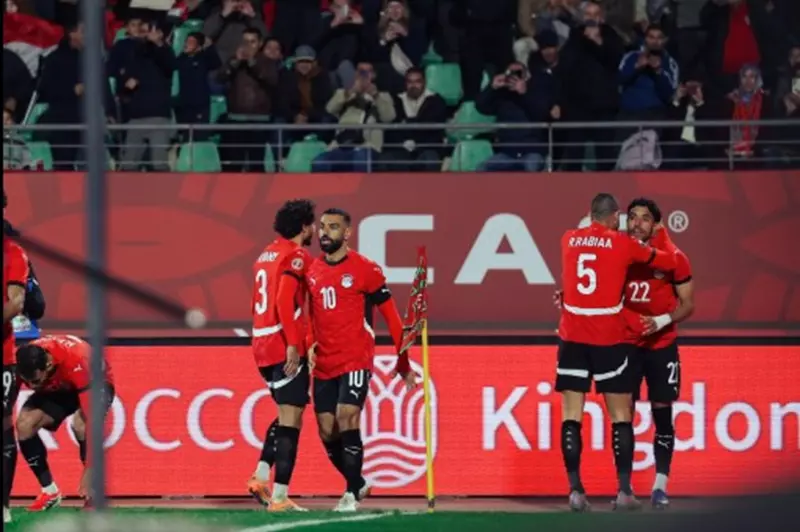 ليفربول ومان سيتي يحتفلان بصلاح ومرموش بعد تأهل مصر